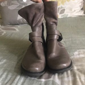 GUC Ankle boots